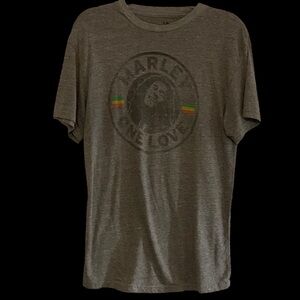 Zion RootsWear Bob Marley M Gray Graphic T-Shirt EUC